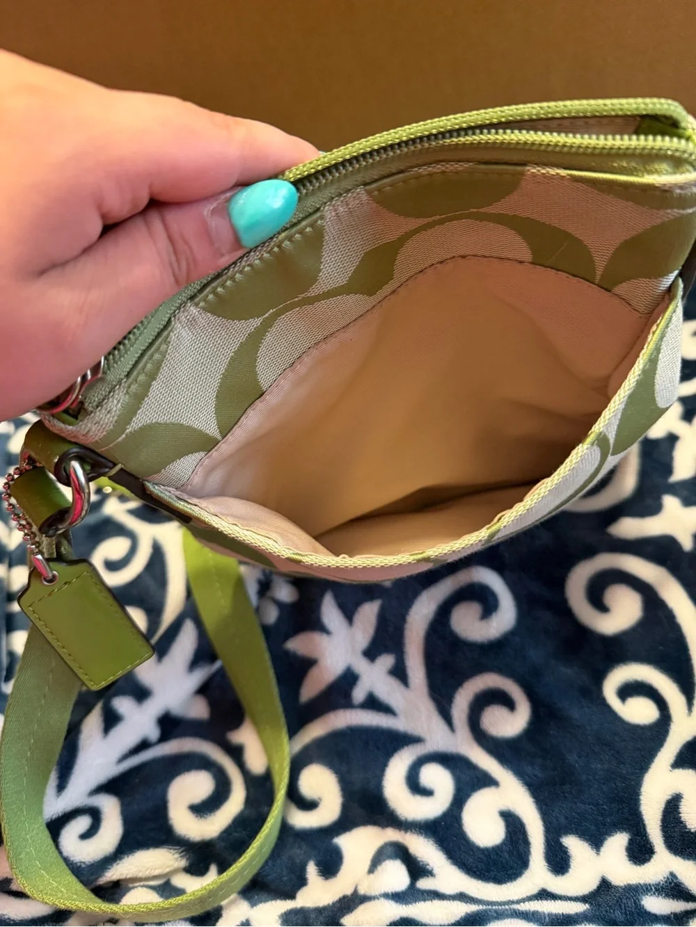 Coach crossbody bag (Price is Firm)
